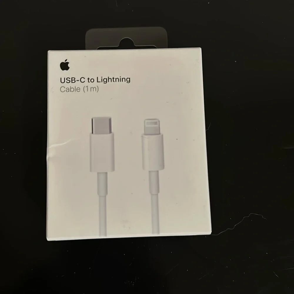 Apple USB-C to lightning Cable (1m)